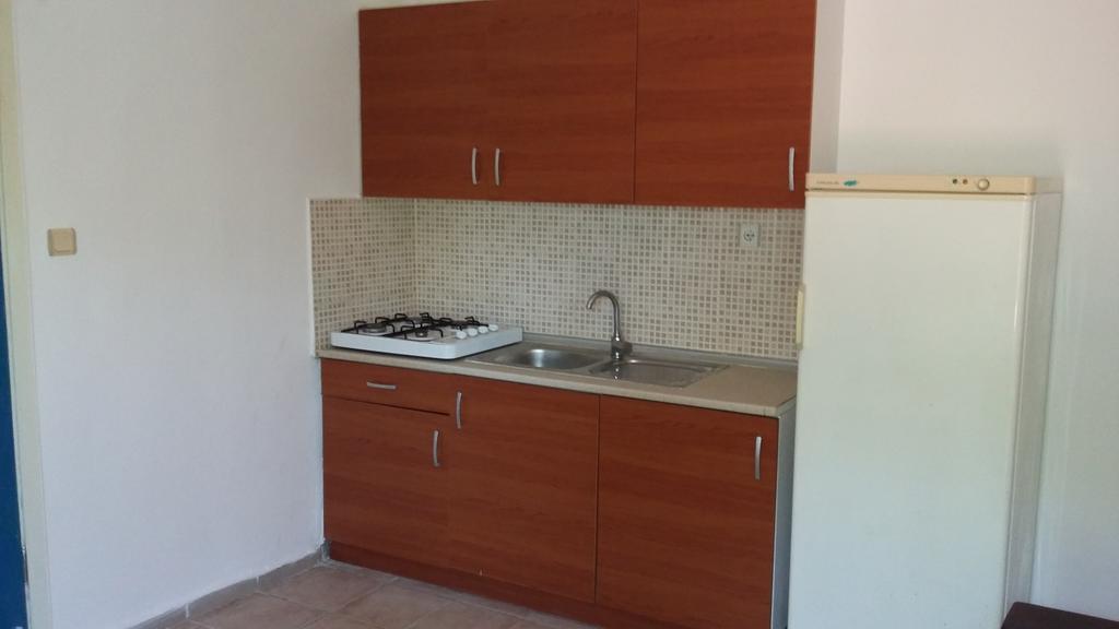 Aparthotel Deren Apart à Guvercinlik  Extérieur photo